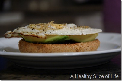 egg avocado bagel