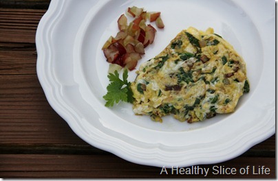 munchkin meals- power breakfast- baby omelet and grapes