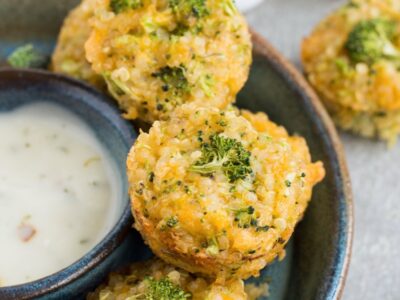 Broccoli Cheddar Quinoa Bites