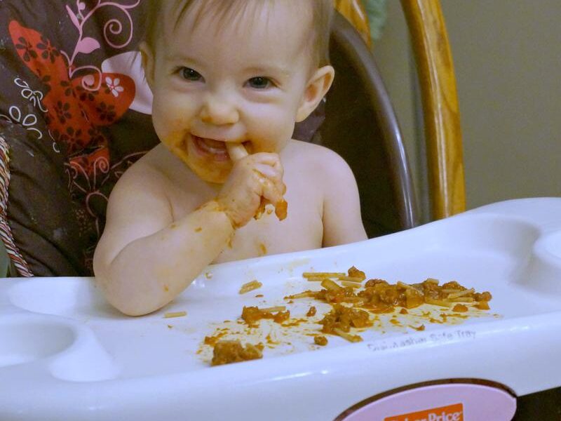 https://www.ahealthysliceoflife.com/wp-content/uploads/2015/02/baby-led-weaning-8-month-meals-spaghetti-800x600.jpg