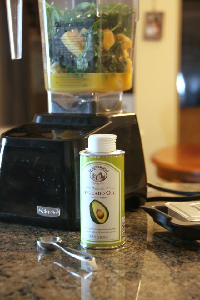 smoothies with avocado oil