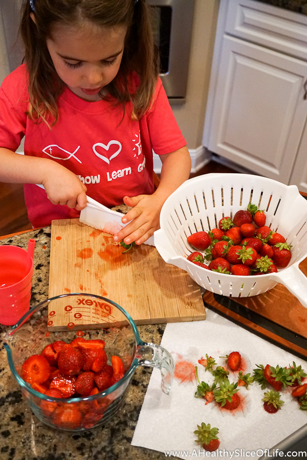 strawberry jam making-2