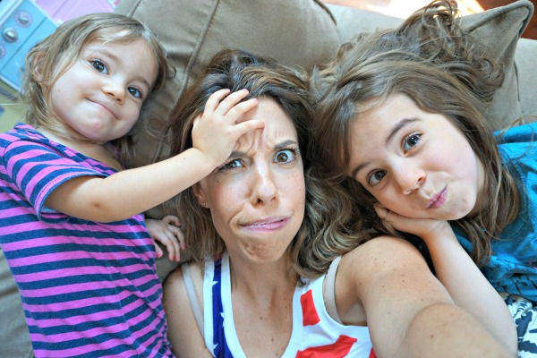 mom-girls-silly-face