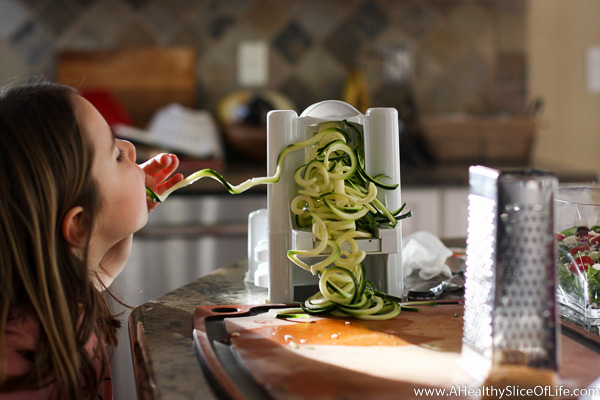 5 year old eating zoodles