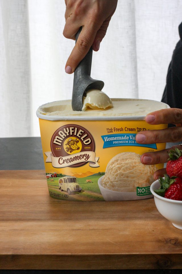 Mayfield Creamery Vanilla scoop