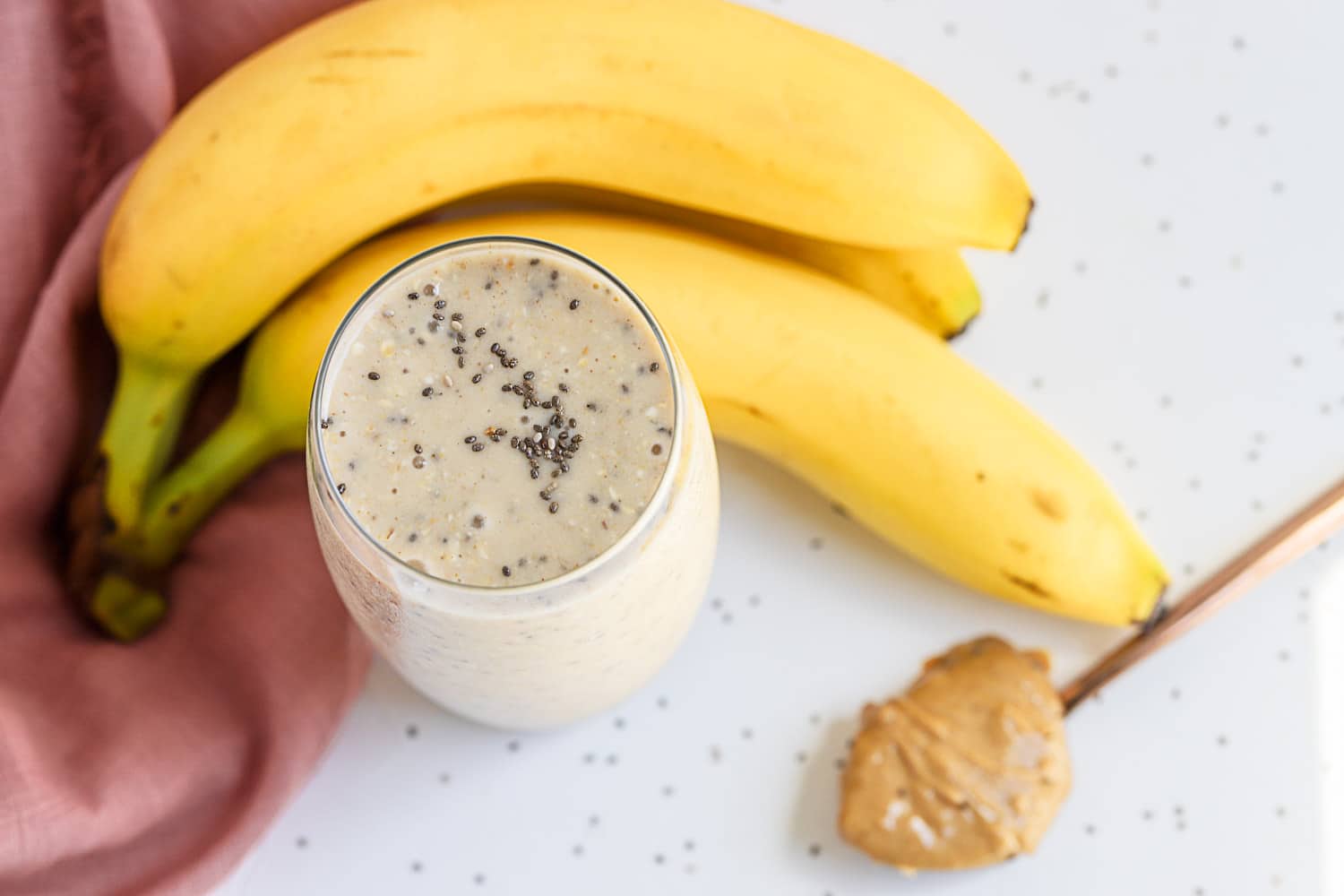 KidFriendly Banana and Honey Oatmeal Smoothie (for Busy Moms!)