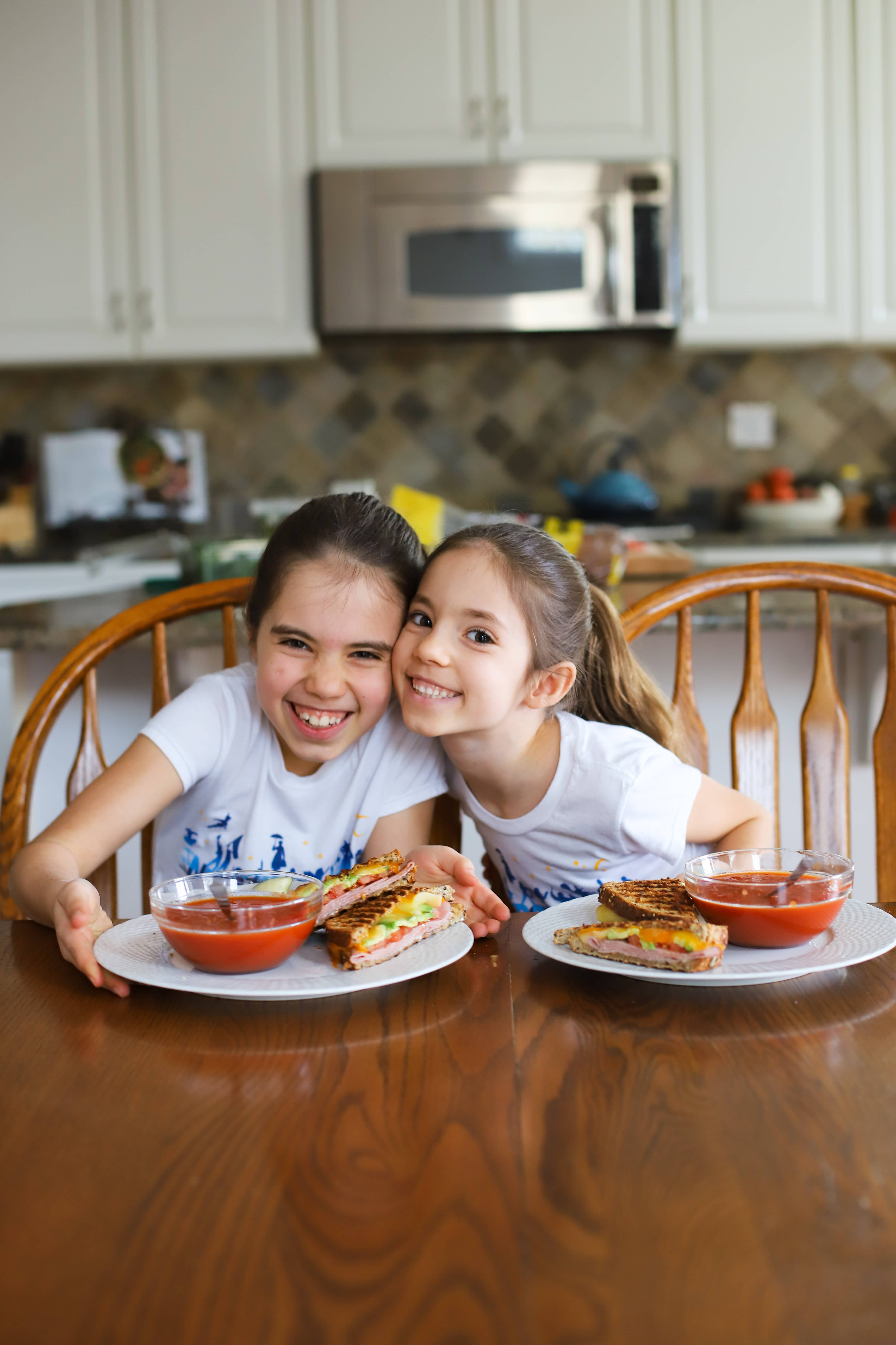 girls eating soup and sandwich