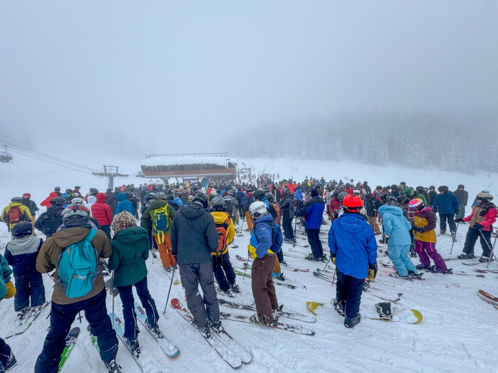 ski-goers in line
