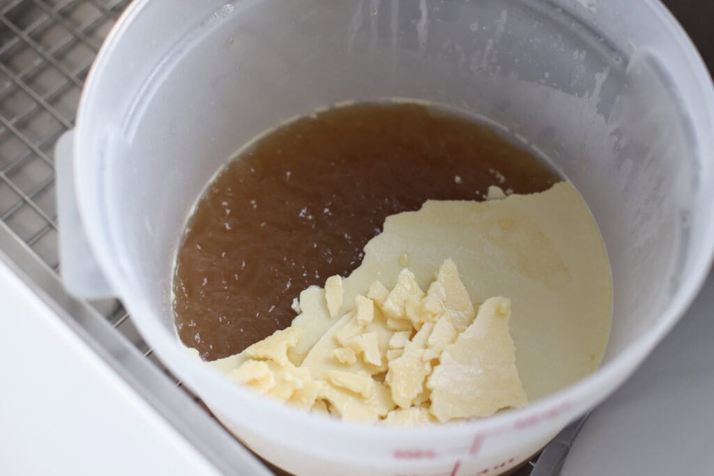 Instant Pot Bone Broth with Beef Knuckle