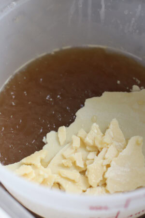 Instant Pot Bone Broth with Beef Knuckle